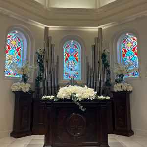 白を基調としたチャペル。結婚式らしさが感じられる素敵な雰囲気でした。