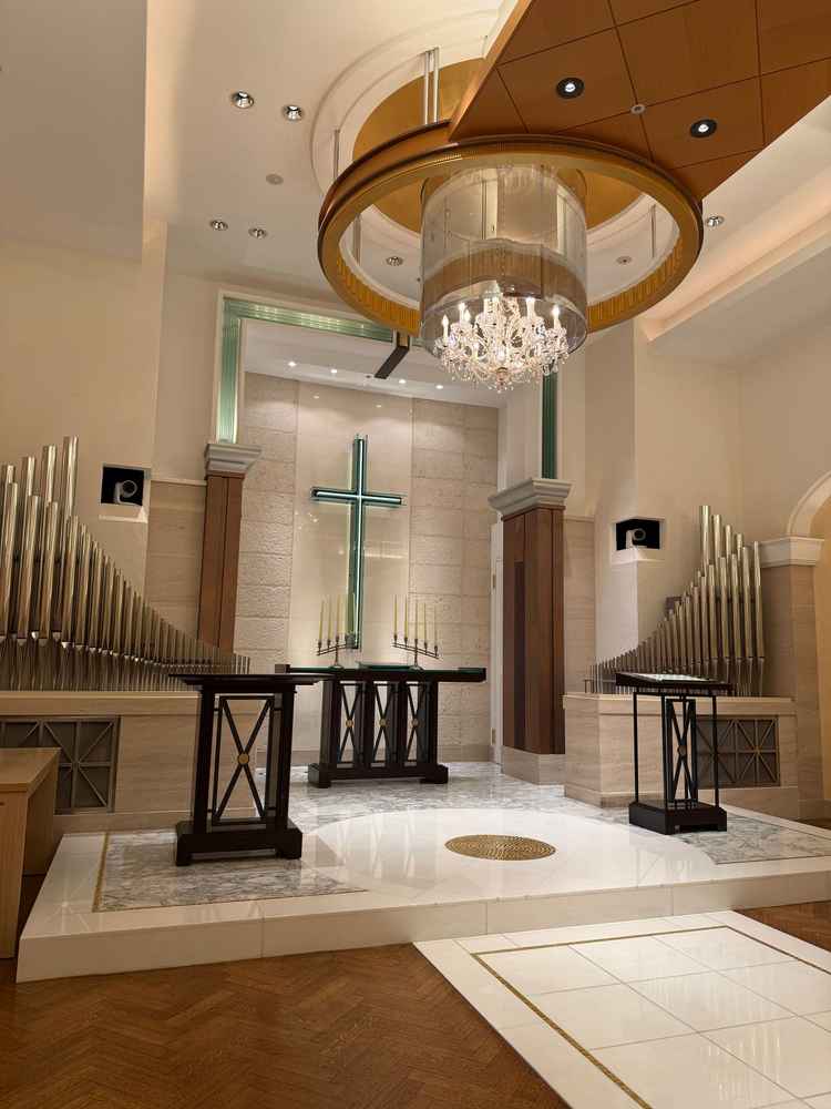 チャペル、厳かな雰囲気でした。