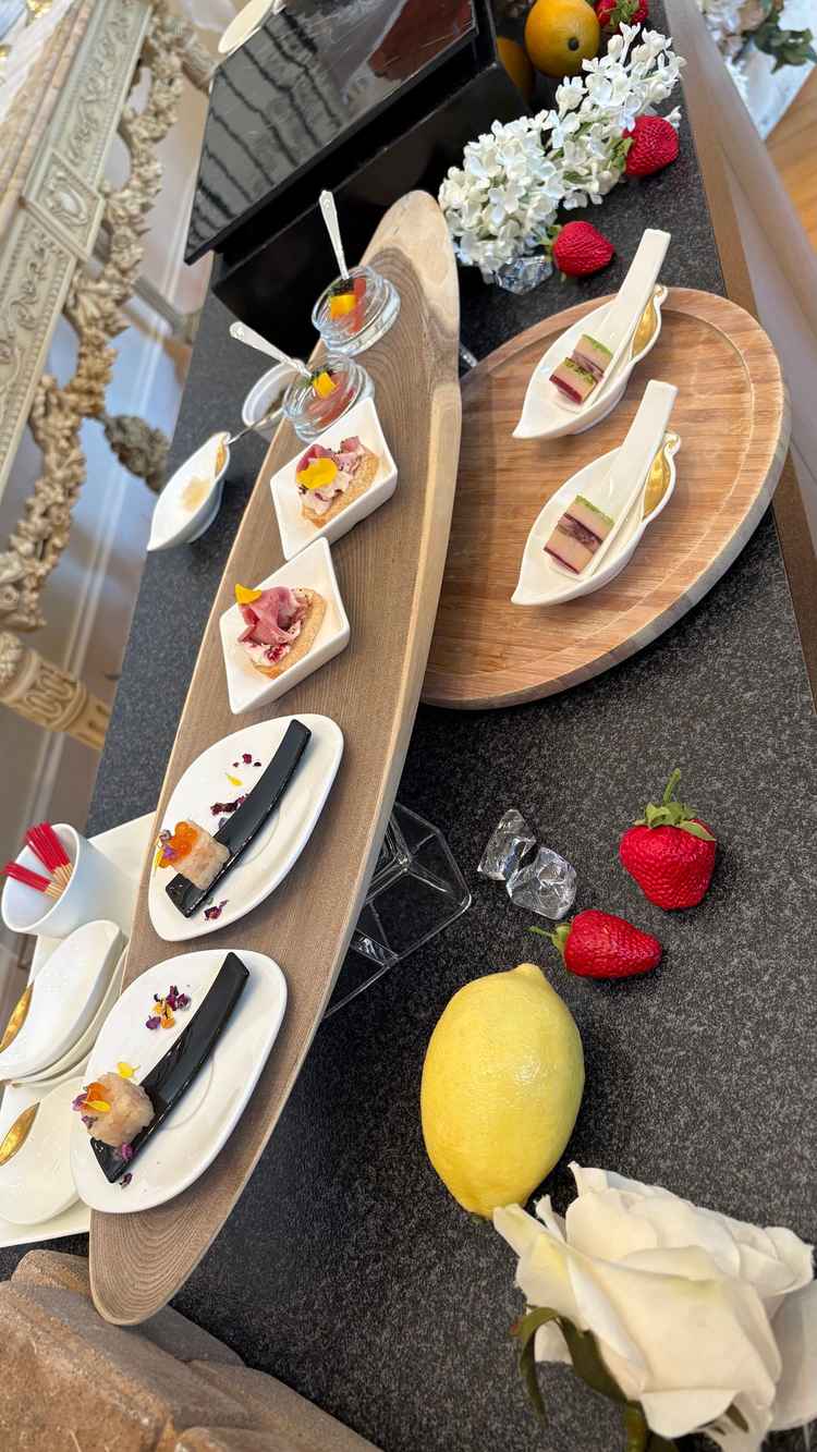 ガーデンや邸宅の中で、一口前菜の振る舞いも出来るとのことで、地域柄の名産を出すこともできると。