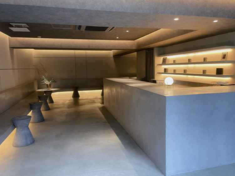 ゲストの待合室が特に気に入りました。落ち着いた雰囲気で、上質さと居心地の良さを両立していて素敵でした