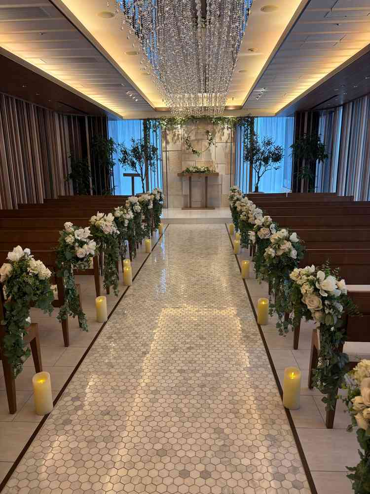 こぢんまりとしたチャペルはとても素敵でした！