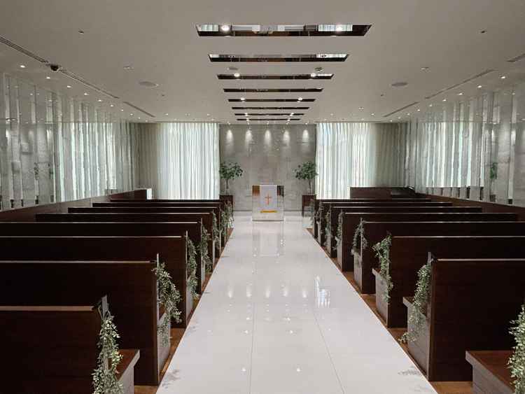 スタイリッシュな挙式会場