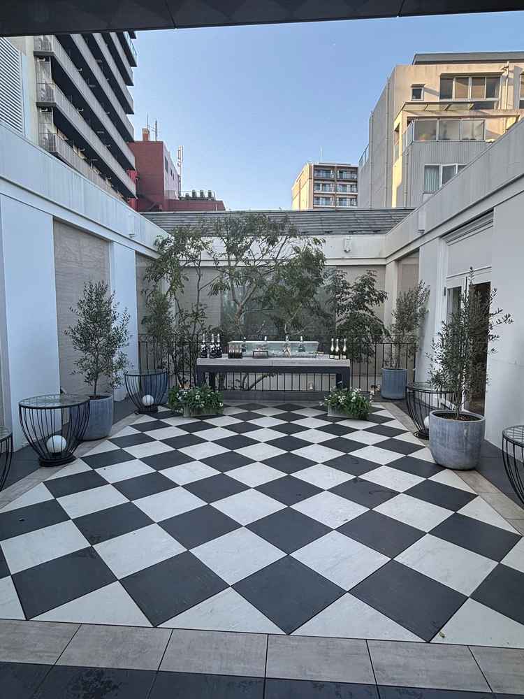 挙式の後のウェルカムパーティーの会場。お洒落フードやドリンクをいただけるようです♪