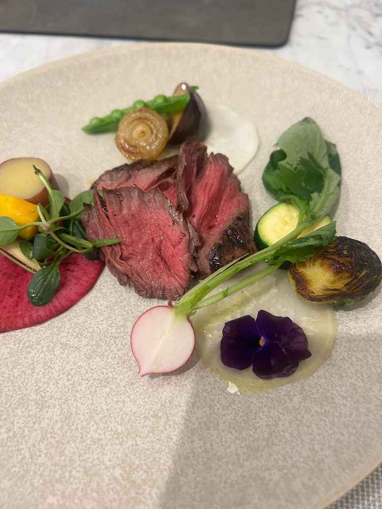 味付けが美味しかった。周りの野菜も美味しかったです。