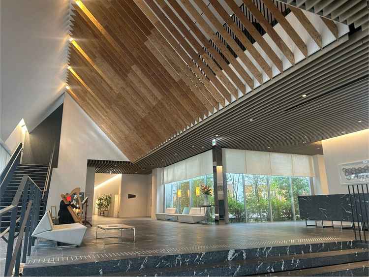 エントランス。写真ではオフィス感が強いと思ったが全然そんなことなかった！