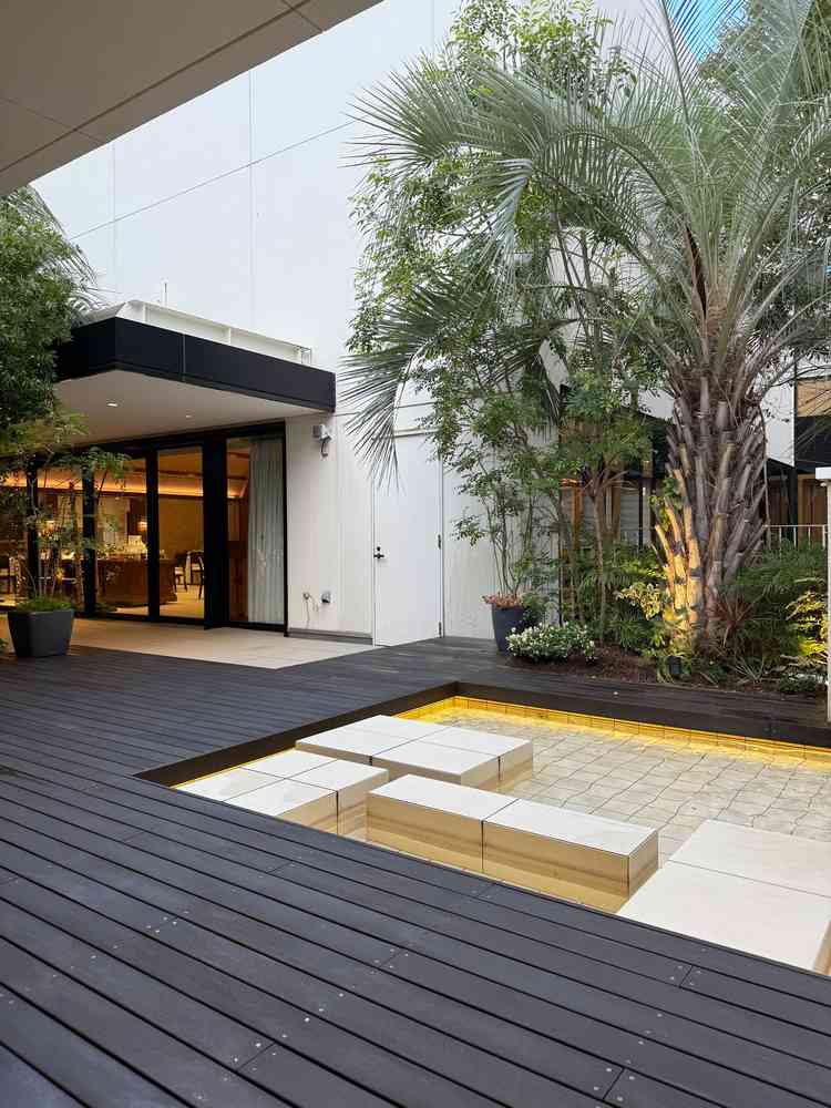 テラスも広くて、水の音もあって素敵でした！