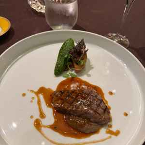 以前料理番付に出演されていた方のレストランのようです。親世代や上司も気に入ってくれそうだな思います。