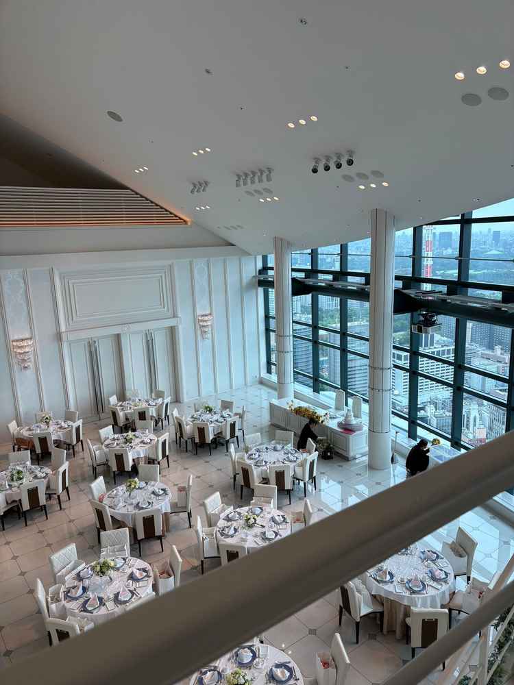 挙式会場の階段からの眺め