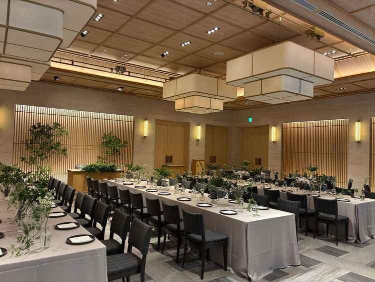最も広い披露宴会場。和モダンが素敵でした。