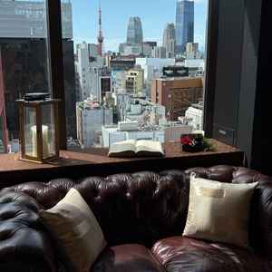 東京タワーの見えるホワイエ。東京ならではのロケーションの良さを感じた。