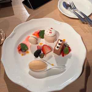 デザートの種類が豊富でどれも美味しかった