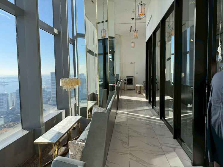 待合室（景色がきれい）