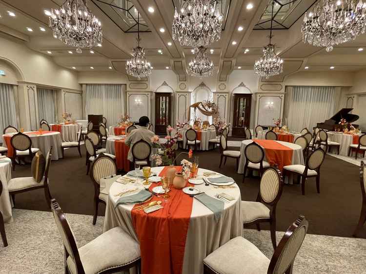 気になっていた片方の披露宴会場で試食させてもらえました！雰囲気が掴めて有り難かったです。