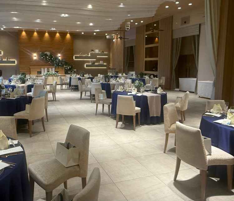 アットホームな印象を受ける披露宴会場でした。