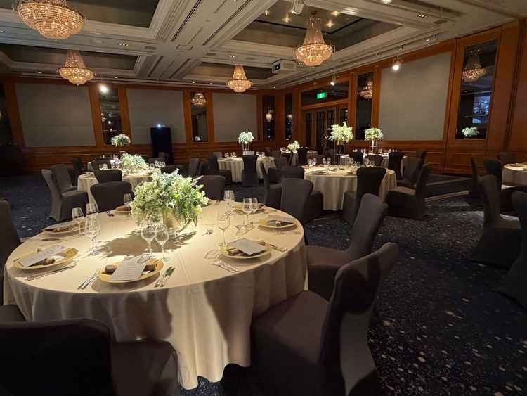 中規模の披露宴会場