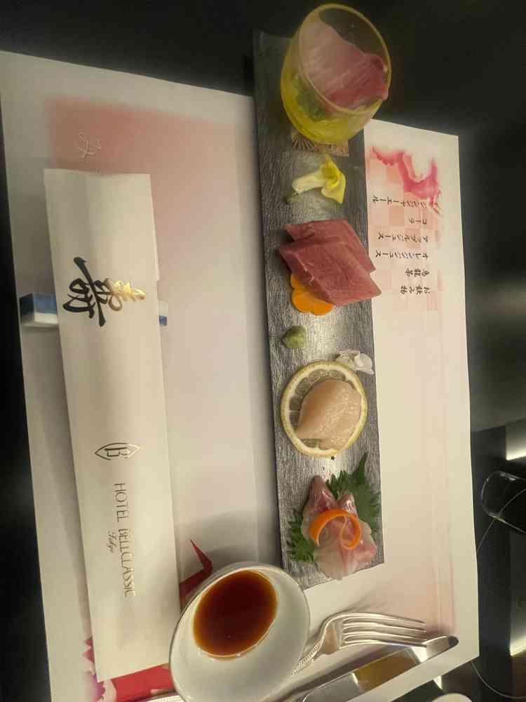 試食が和食と洋食どちらもでき、和食はお刺身でした。