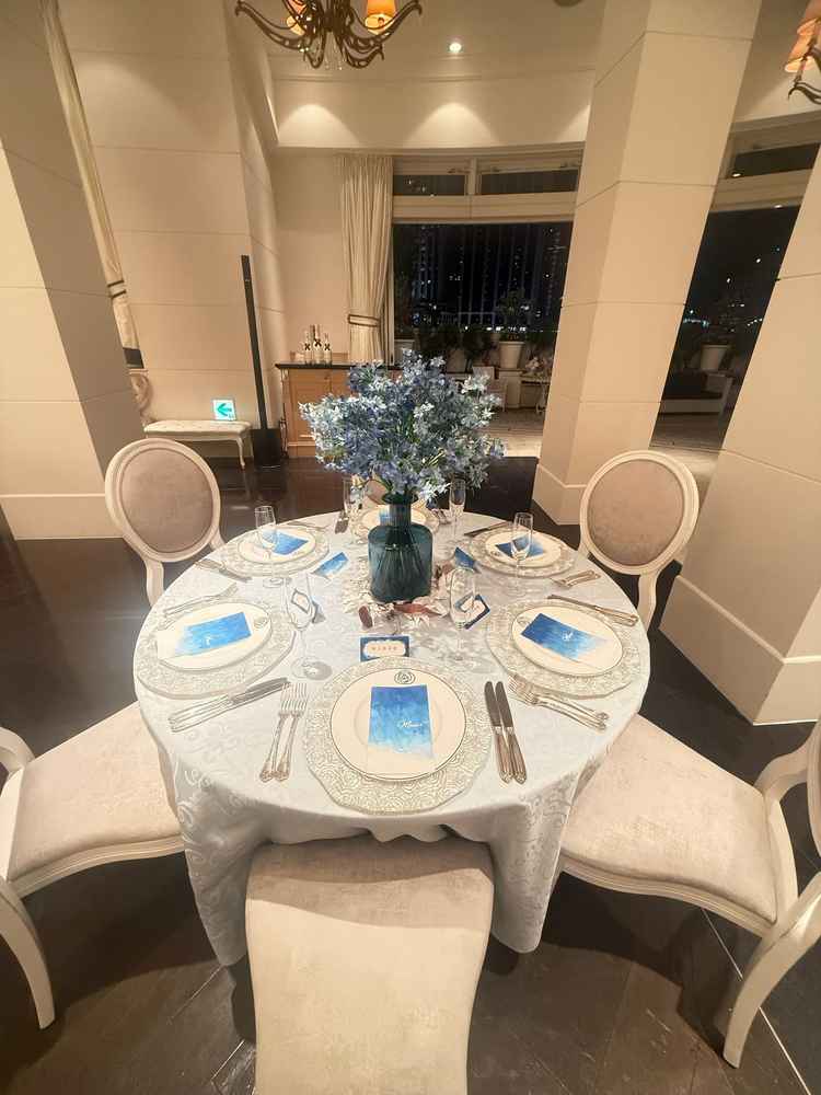 ブルーが好きと伝えていたところ、ご準備いただいたようで実際に披露宴を実施する想像ができました。