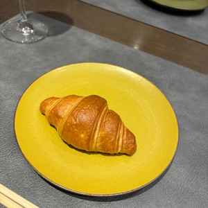 すごくサクサクで美味しいクロワッサンでした。器も温かく提供してくださり冷めない配慮がありました！
