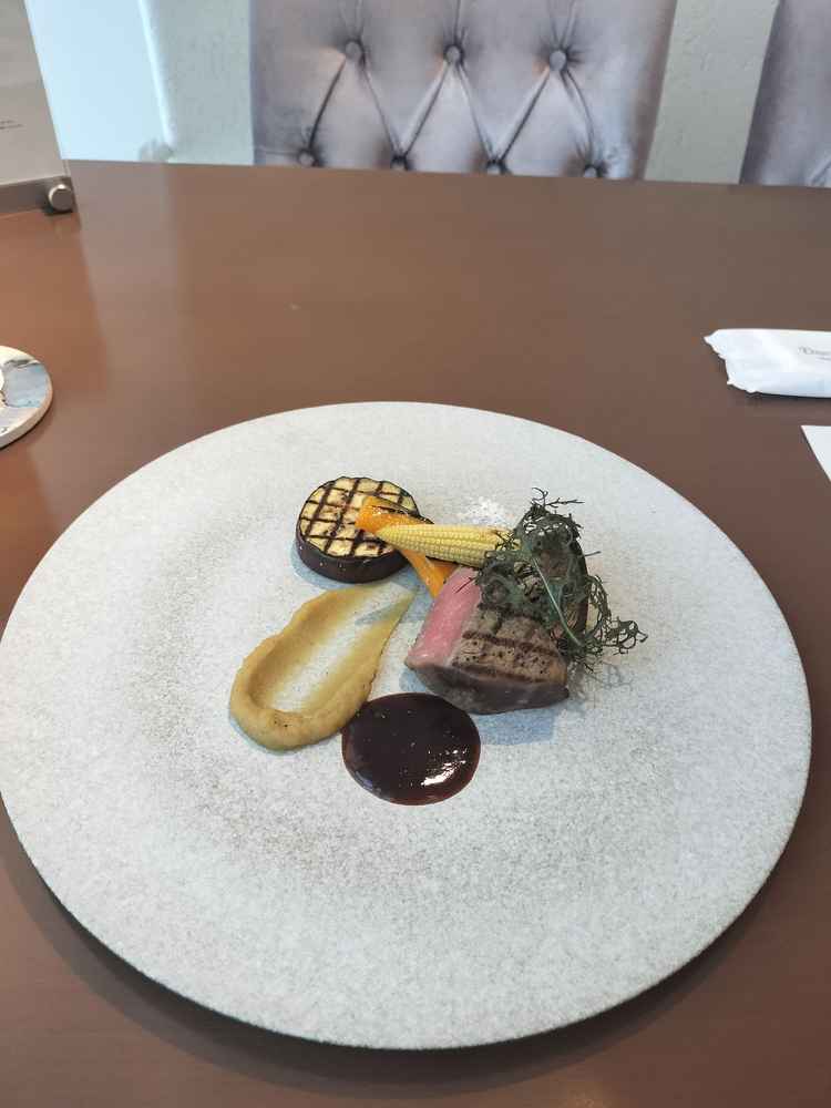 試食のお料理はフレンチジャポネと呼ばれるもので日本人の口に合うよう作られていて美味しかったです。