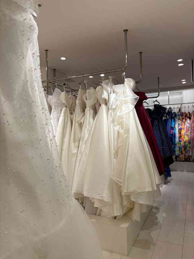 ドレスサロンの写真。