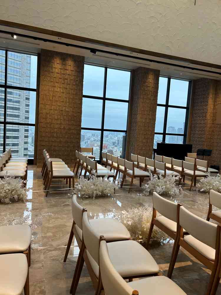 チャペルからの眺望。この日は雨でした。