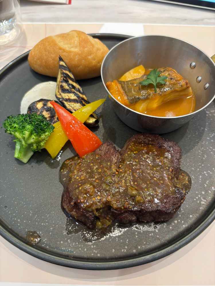 ご飯は非常においしかったです