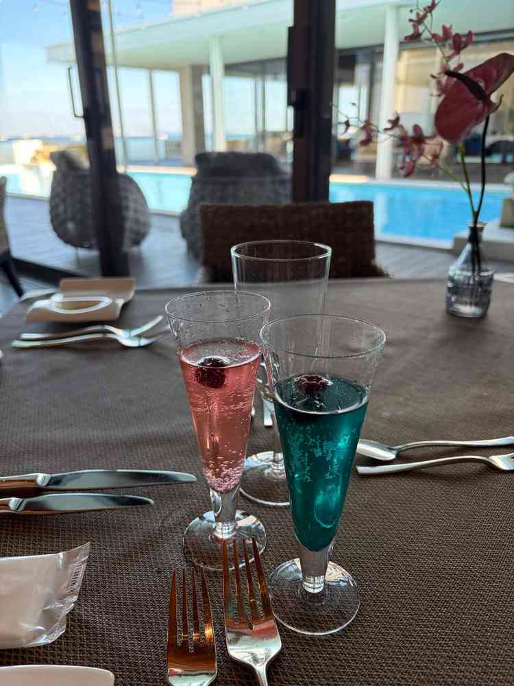 NO.3のお部屋で試食をした際出てきた食前ドリンク。