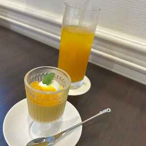 ウェルカムドリンクとウェルカムデザートをいただきました。とても美味しかったです。