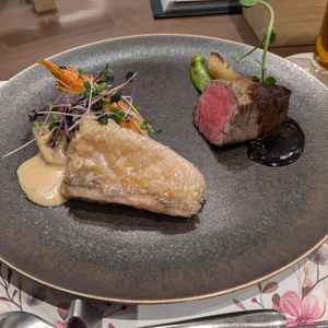 メイン料理のお魚、お肉どちらも美味しかった。