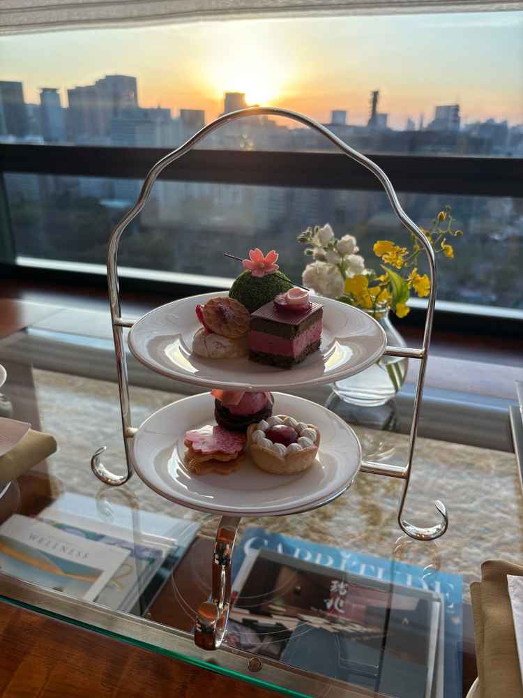 試食でいただいたアフタヌーンティー。見た目が可愛いだけではなく味も抜群。とても美味しかった。
