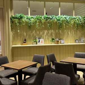 ゲストの待合室。新郎新婦が待ち構えていてOKなど、やりたいことの自由度が高い