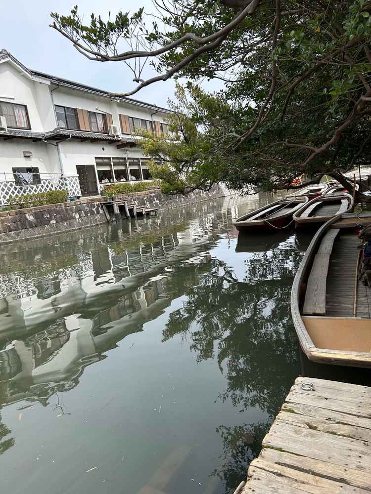 川下りする際の乗り場。ここから下りつつ景色を見回したり別舟で一緒に家族と回れるらしい
