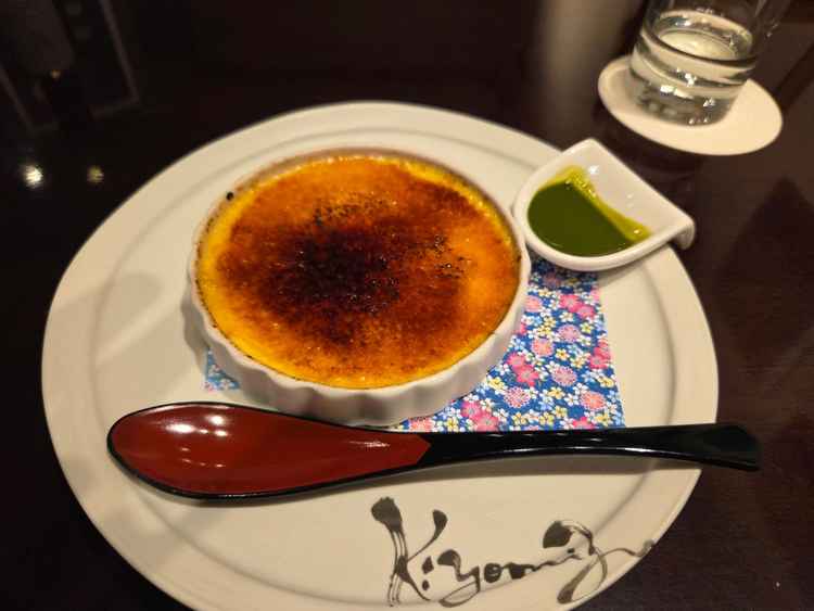 試食のクリームブリュレ
