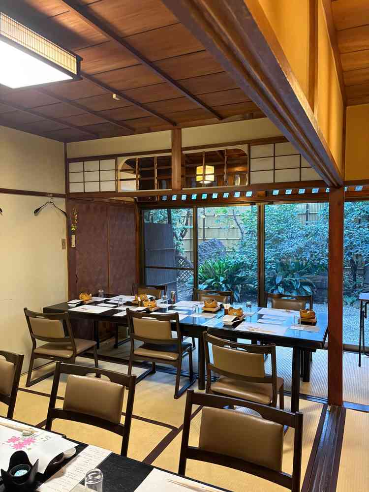 日本庭園がある披露宴会場