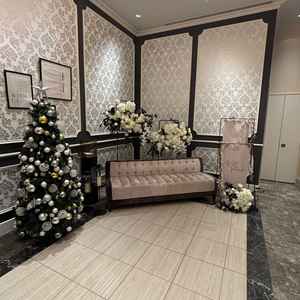 各披露宴会場前のウェルカムスペースはそれぞれの会場ごとに雰囲気が全く異なるのがポイントでした。