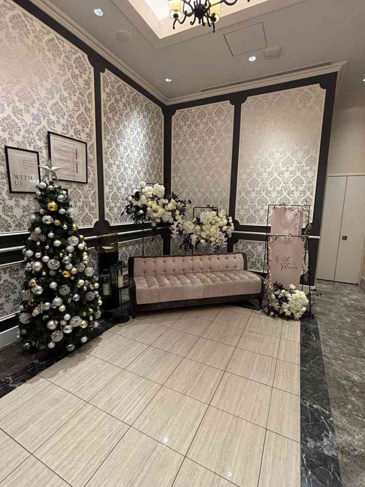 各披露宴会場前のウェルカムスペースはそれぞれの会場ごとに雰囲気が全く異なるのがポイントでした。