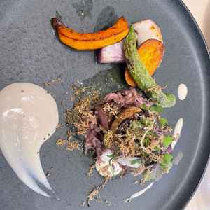 ソースを選べるメイン