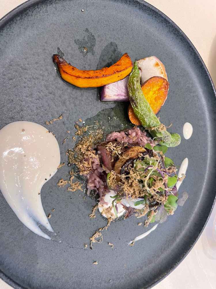 ソースを選べるメイン