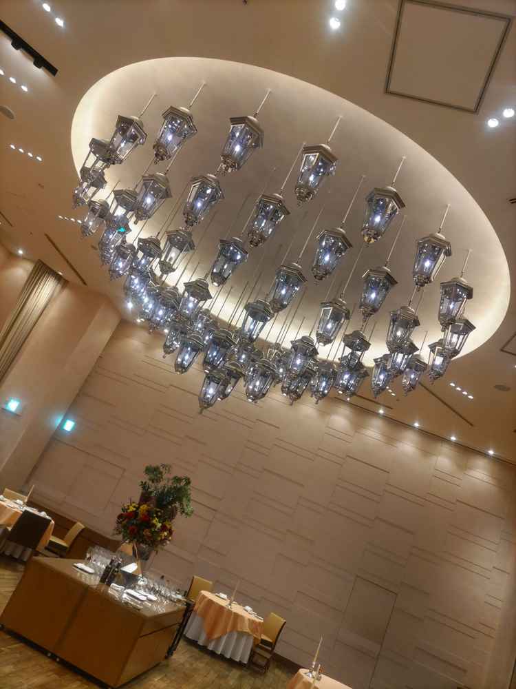 天井のシャンデリアが魅力でした