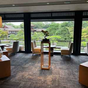 披露宴会場ロビー