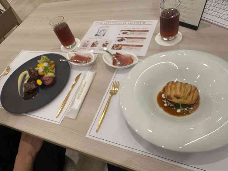 試食