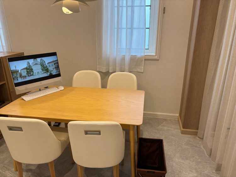 打ち合わせブースの写真です。