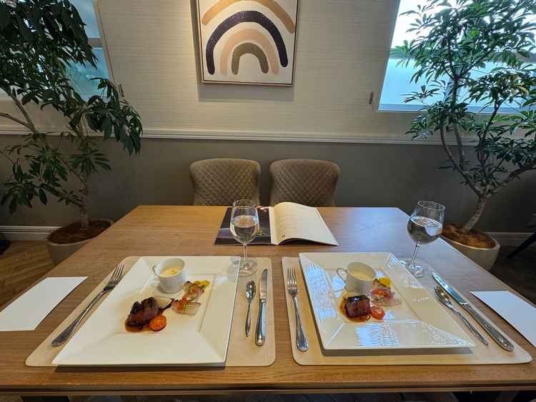 試食として提供された食事。お肉が柔らかく、とても美味しかったです。