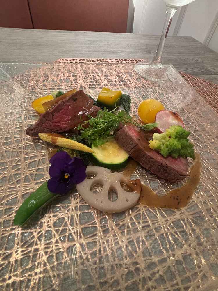 見た目も華やかで美味しい料理。ゲストにも喜ばれそうだと感じました。