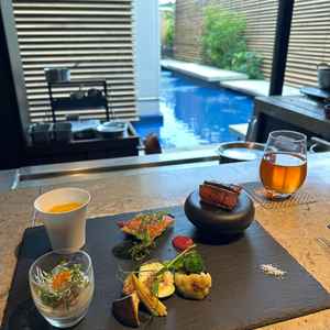 お料理は量がしっかりあり満足感がありました。和の要素が取り込まれていて、世代問わず食べやすそうです。