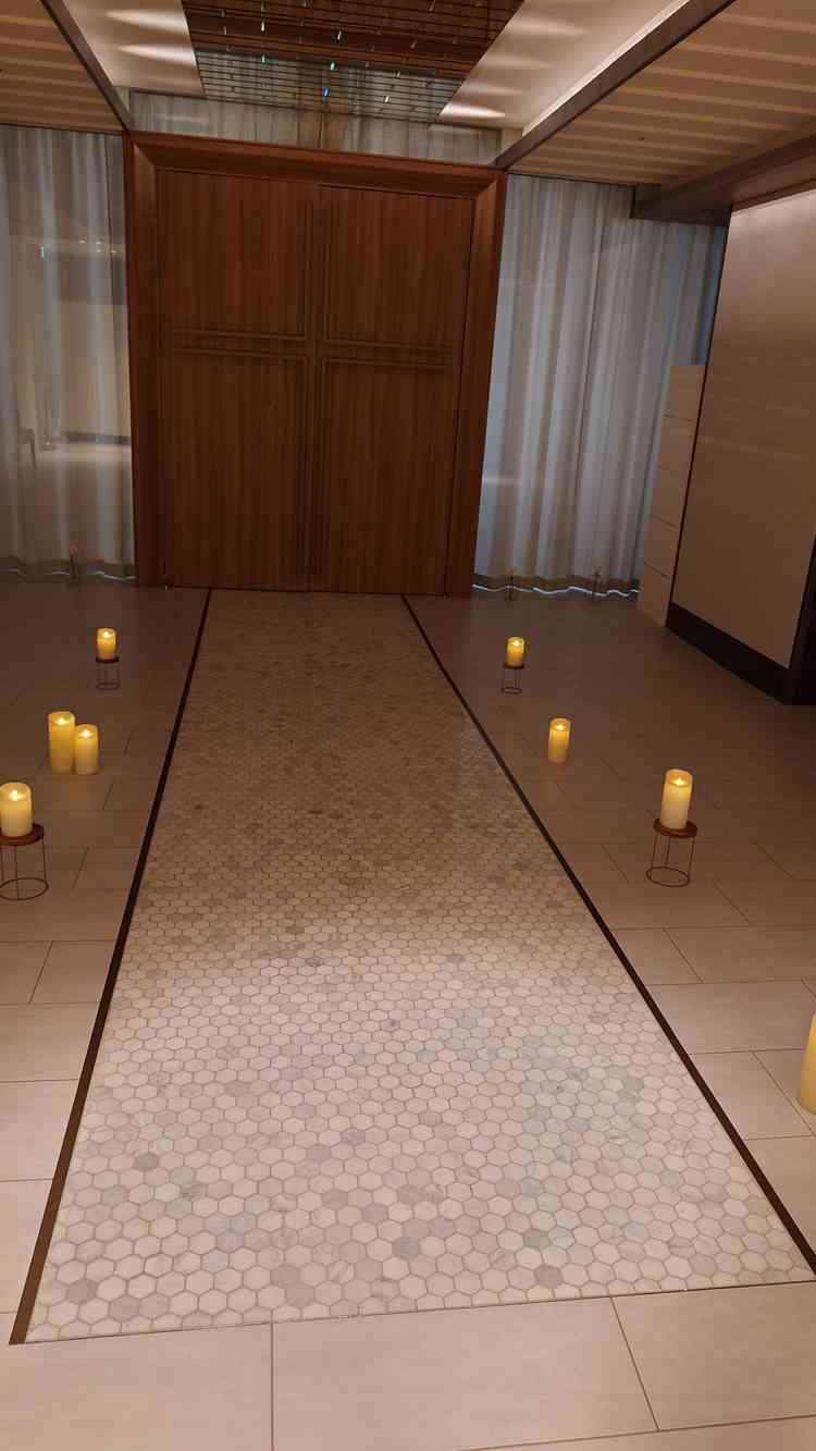 挙式会場手前のマザーズロード