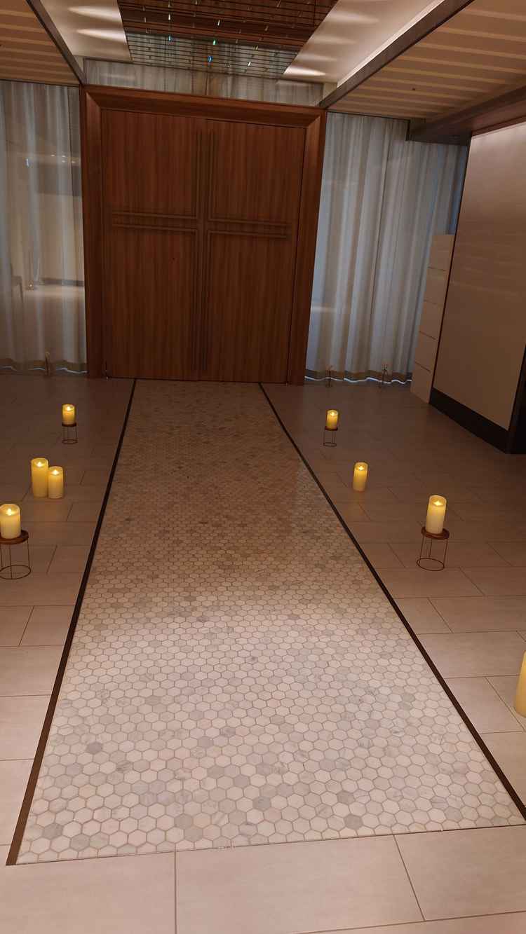 挙式会場手前のマザーズロード