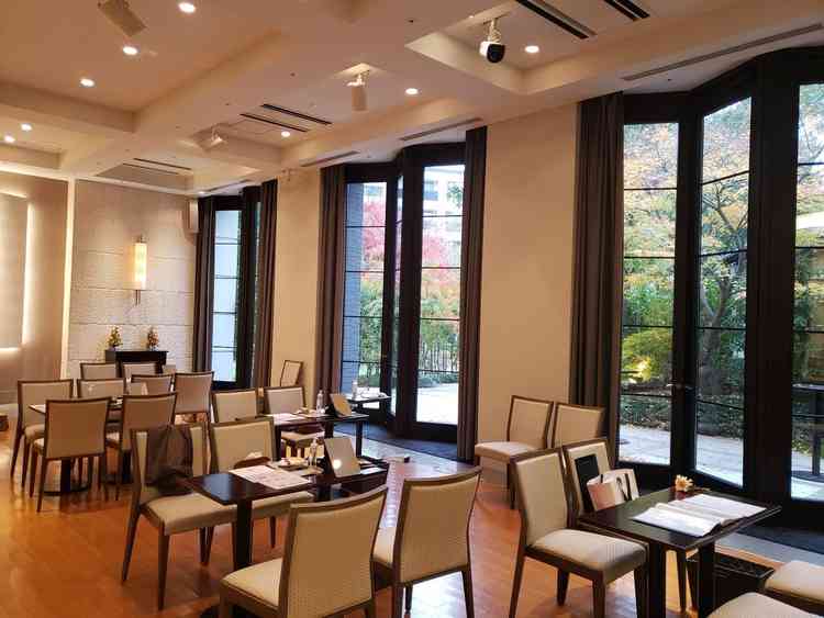 自然を感じられる会場（最大80人）