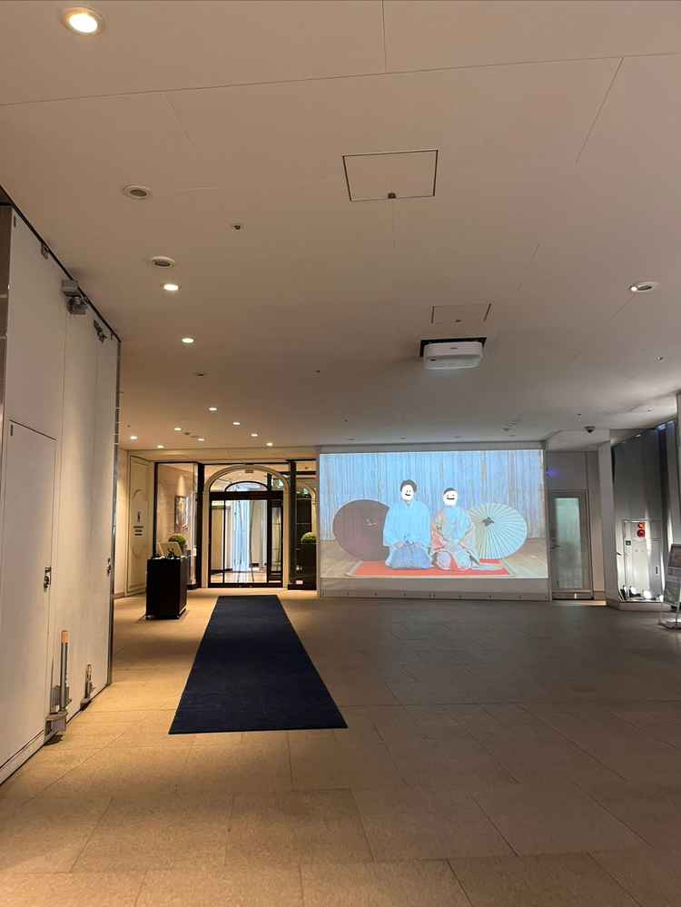 当日は入り口のスクリーンに自分たちの写真を載せれます。