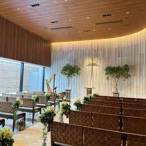 挙式場は光がよく入り落ち着いた雰囲気で良かったです。